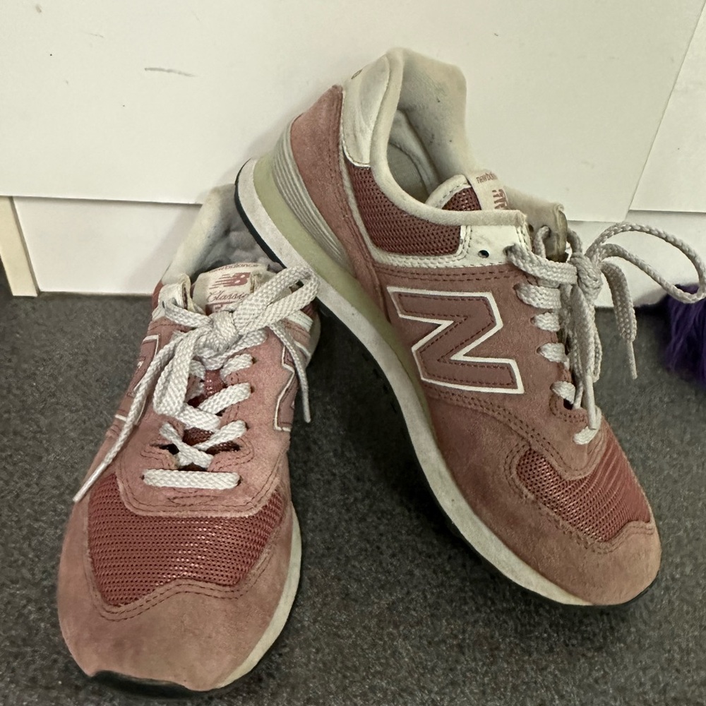 New Balance 574 Pink